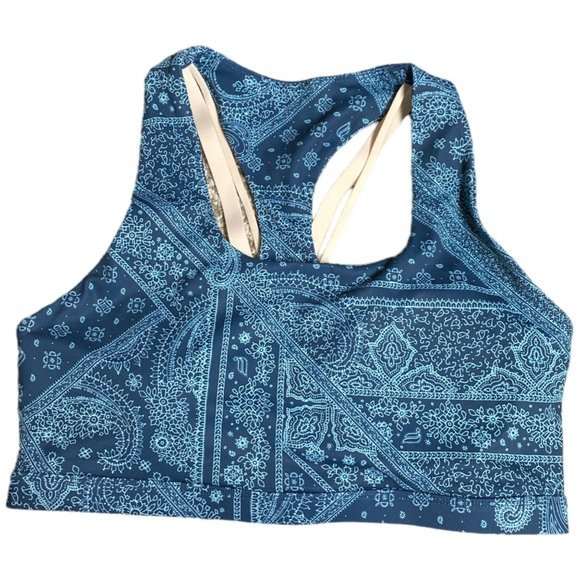 Fabletics Boost Medium Impact Sports Bra - Picture 4 of 10